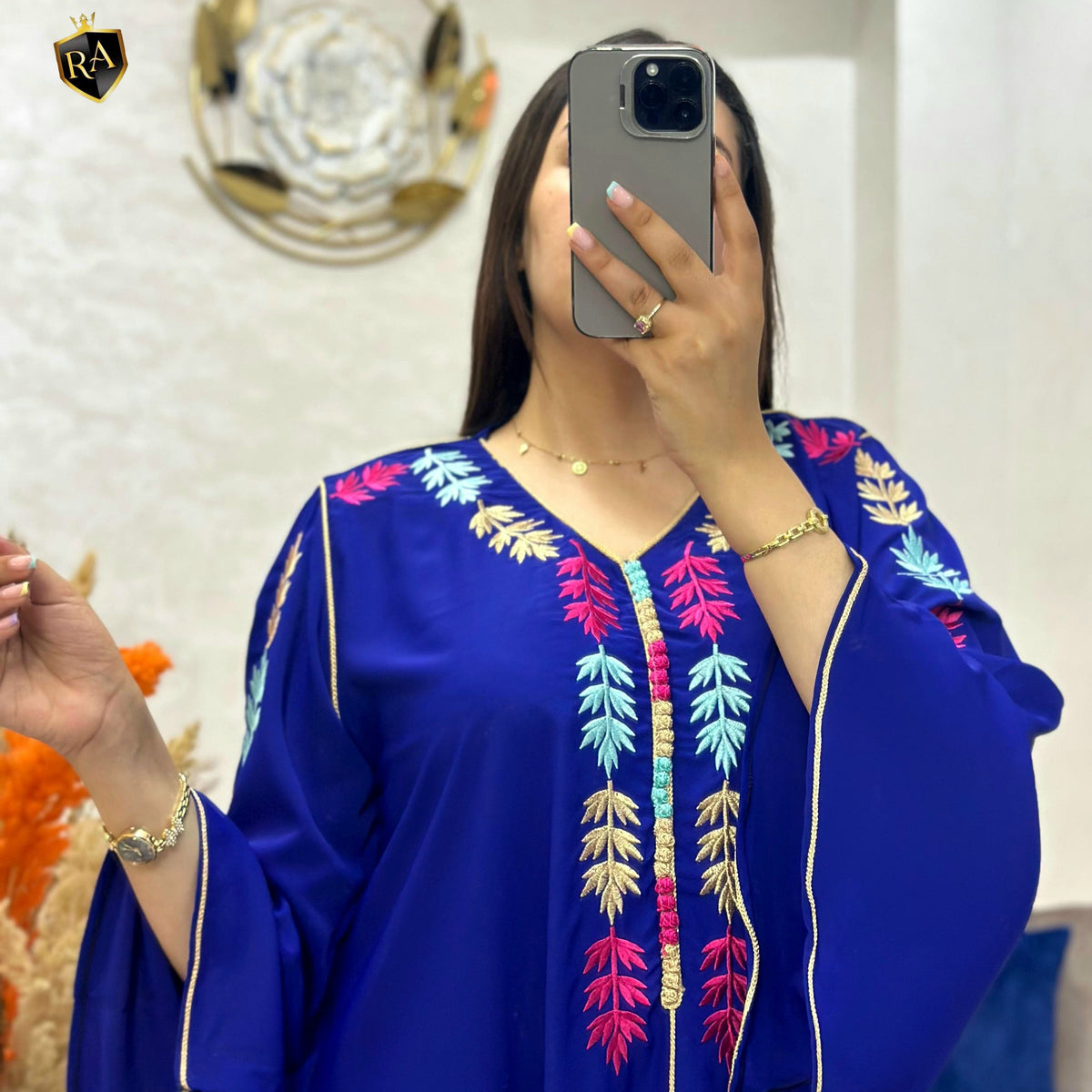 قفطان كلوش فاخر للأنوثة الراقية 💫