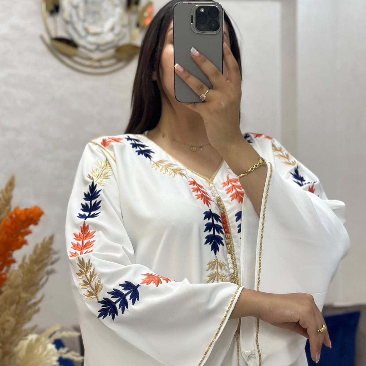 قفطان كلوش فاخر للأنوثة الراقية 💫