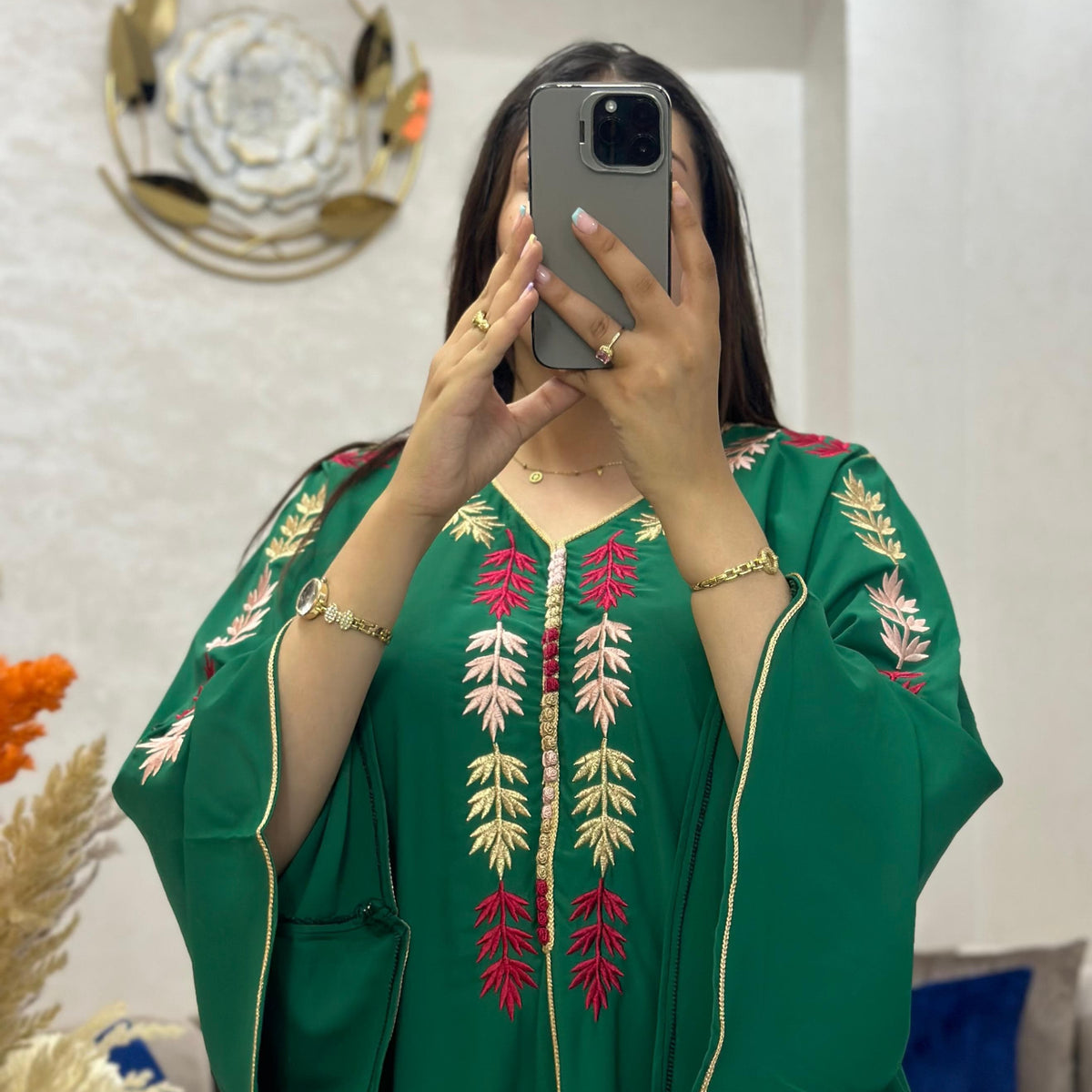 قفطان كلوش فاخر للأنوثة الراقية 💫